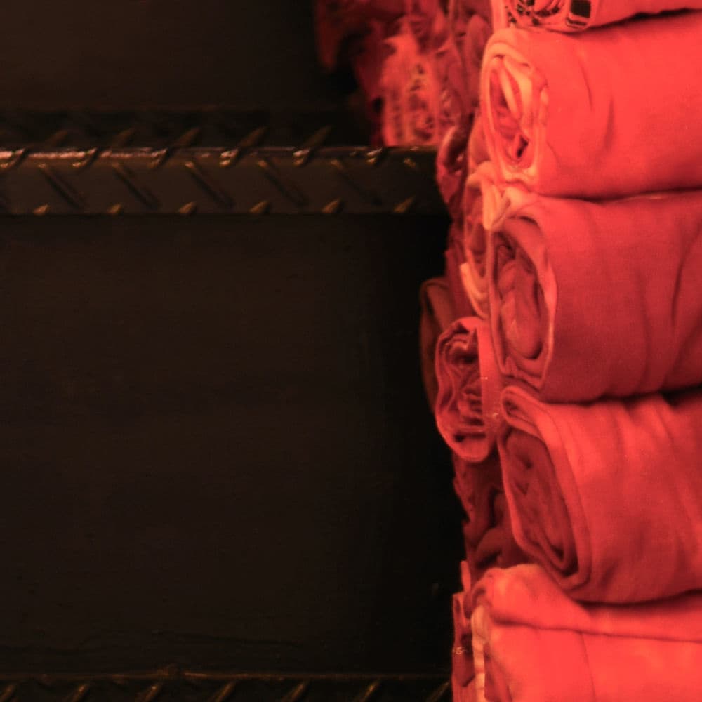 Leather Curtain / Makiko Takahashi