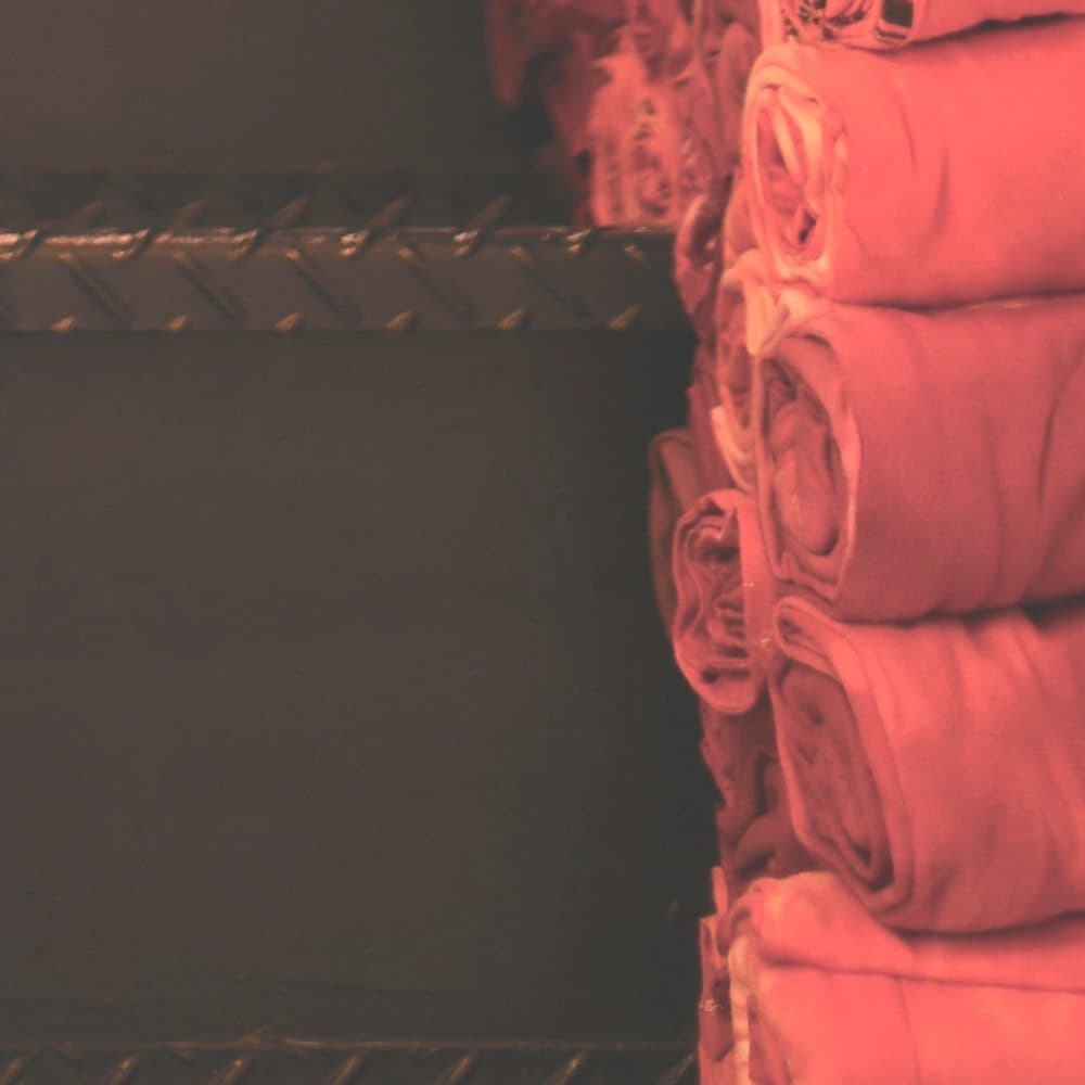 Leather Curtain / Makiko Takahashi
